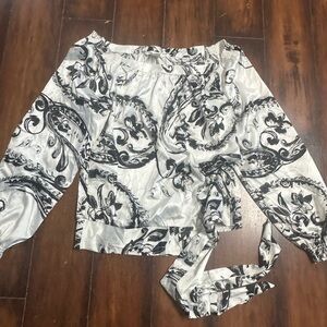 White House Black Market Black and White Blouse